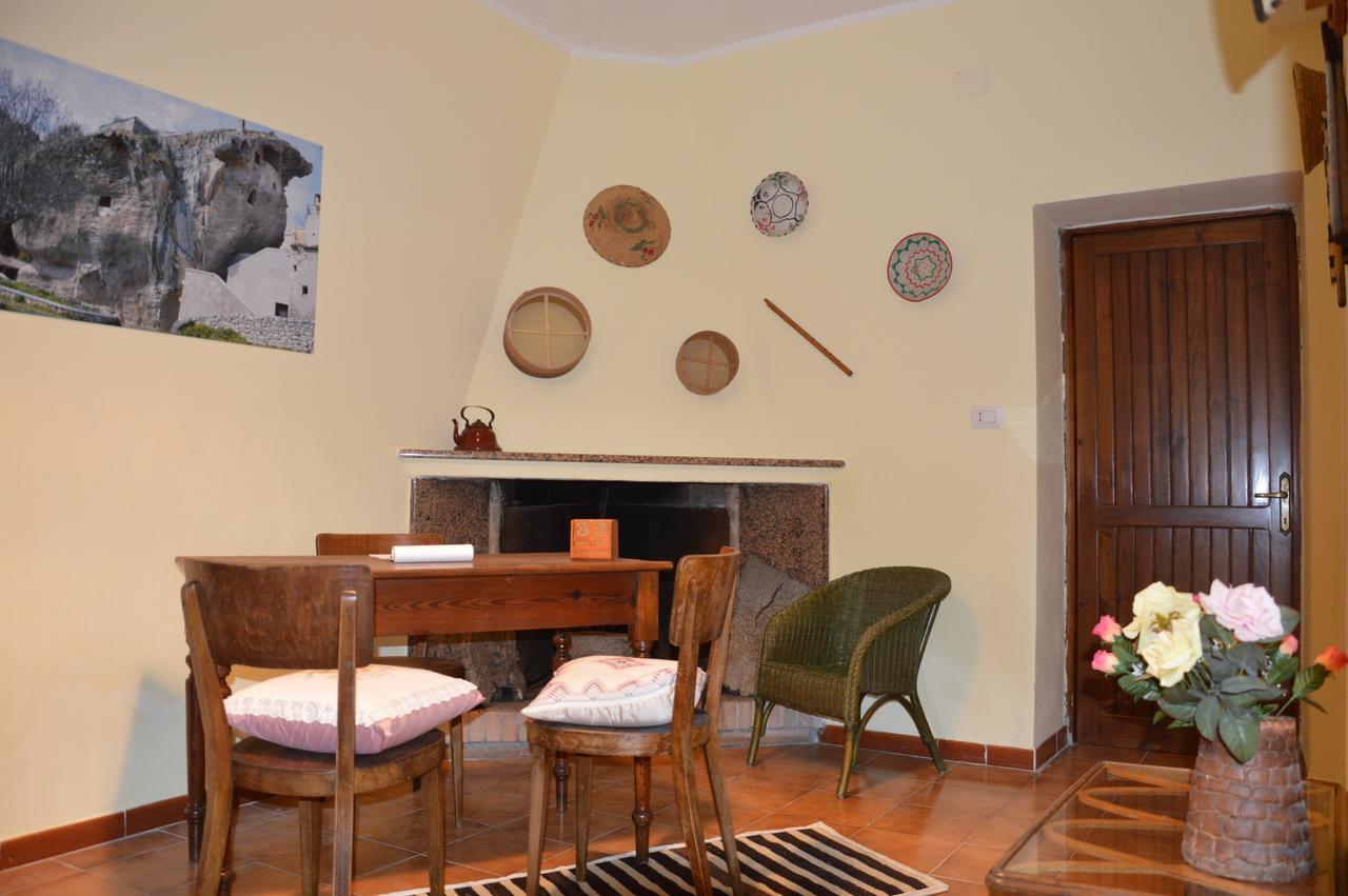 B&B Domus De Janas Sedini Exterior photo
