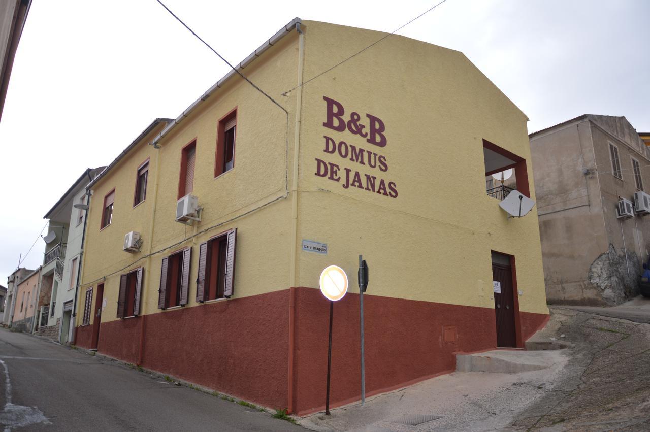 B&B Domus De Janas Sedini Exterior photo